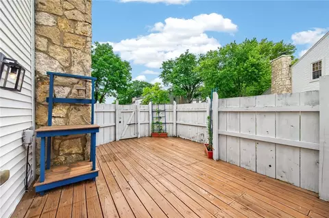 Exterior - 2070 Foxknoll Dr, Centerville, OH 45458 photo 6 of 8