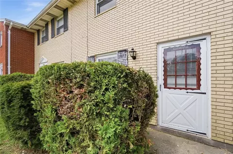 2939 Derr Rd, Springfield, OH 45503 photo 3