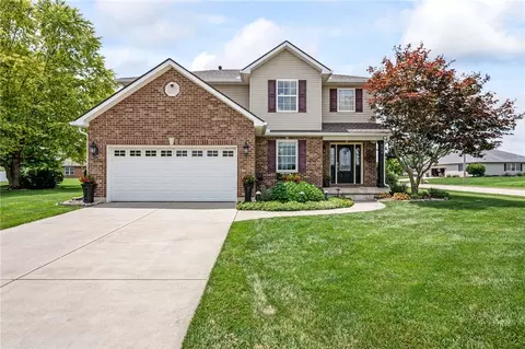 884 Shaftsbury Rd, Troy, OH 45373