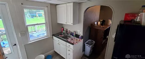Kitchen - 910 Pine St, Springfield, OH 45505 photo 1 of 1