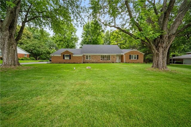 2196 Merrimont Dr, Troy, OH 45373
