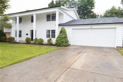 Exterior - 2943 Imperial Blvd, Springfield, OH 45503 photo 3 of 6