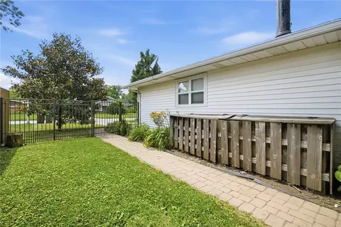 3826 Longridge Dr, Kettering, OH 45429 photo 23