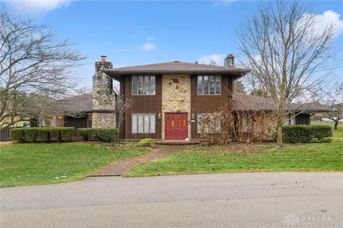 129 Outerview Dr, Xenia, OH 45385