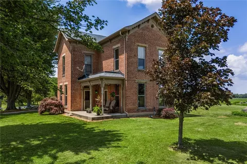 3063 Harveysburg Rd, Waynesville, OH 45068