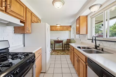 Kitchen - 801 Cushing Ave, Kettering, OH 45429 photo 1 of 6