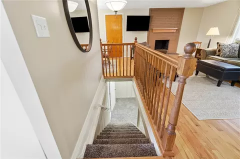Entry Way - 801 Cushing Ave, Kettering, OH 45429 photo 2 of 4