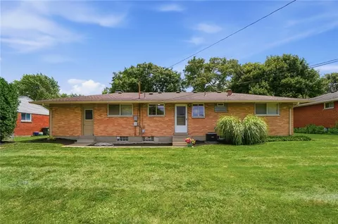 Exterior - 801 Cushing Ave, Kettering, OH 45429 photo 6 of 6
