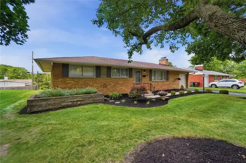 Exterior - 801 Cushing Ave, Kettering, OH 45429 photo 1 of 6
