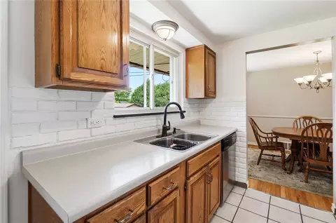 Kitchen - 801 Cushing Ave, Kettering, OH 45429 photo 5 of 6