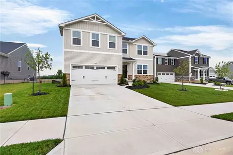 Exterior - 1650 Bishop Ct, Sidney, OH 45365 photo 3 of 10