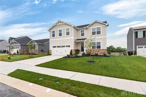 Exterior - 1650 Bishop Ct, Sidney, OH 45365 photo 5 of 10