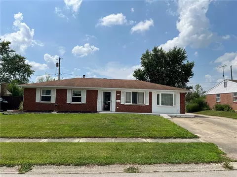 7711 Rothfield Dr, Huber Heights, OH 45424
