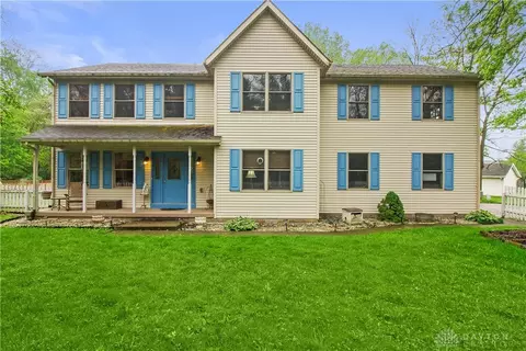 17 Long Ct, South Vienna, OH 45369