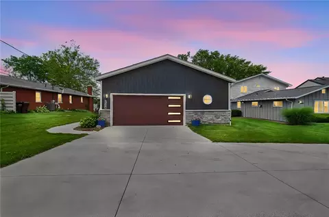 1300 E Choctaw Dr, London, OH 43140