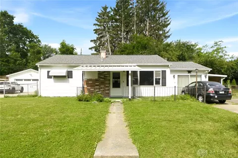 171 Dellwood Dr, Fairborn, OH 45324