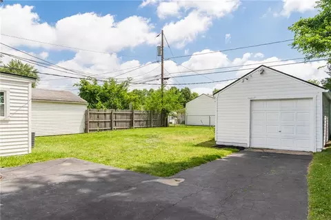 Exterior - 1000 Mount Joy St, Springfield, OH 45505 photo 5 of 10