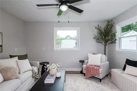 Living - 1000 Mount Joy St, Springfield, OH 45505 photo 4 of 4