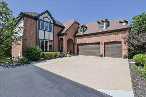 Exterior - 723 Nunner Rd, Maineville, OH 45039 photo 3 of 28