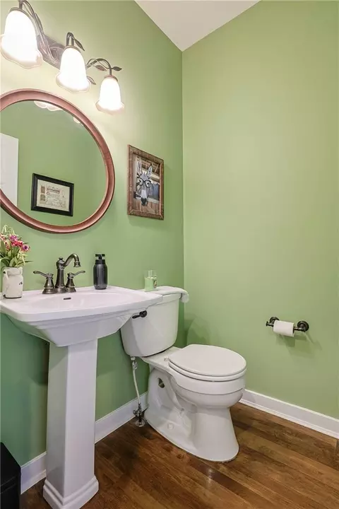 Bath - 723 Nunner Rd, Maineville, OH 45039 photo 1 of 5