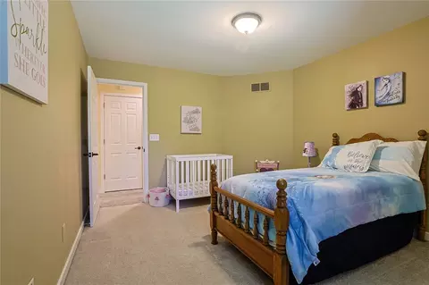 Bedroom - 723 Nunner Rd, Maineville, OH 45039 photo 7 of 9