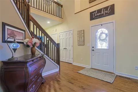 Entry Way - 723 Nunner Rd, Maineville, OH 45039 photo 1 of 5