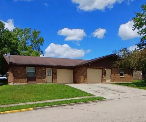1233-1235 Heritage Dr, Troy, OH 45373