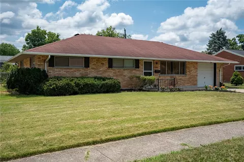 Exterior - 3802 Cordell Dr, Kettering, OH 45439 photo 3 of 10