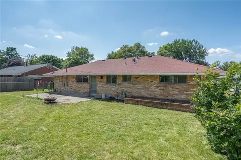 Exterior - 3802 Cordell Dr, Kettering, OH 45439 photo 8 of 10