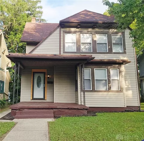 1253 Vernon Dr, Dayton, OH 45402