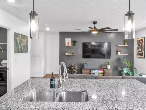 Kitchen - 5018 Willow Rd, Clayton, OH 45315 photo 4 of 4