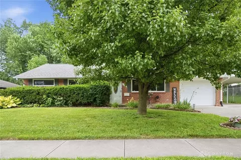 5349 Powell Rd, Huber Heights, OH 45424