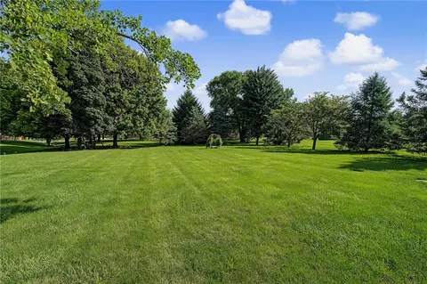 Exterior - 4746 Bolin Ave, Springfield, OH 45502 photo 8 of 19
