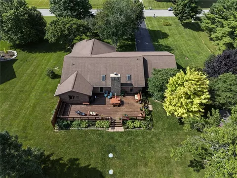 Exterior - 4746 Bolin Ave, Springfield, OH 45502 photo 17 of 19