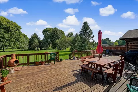 Exterior - 4746 Bolin Ave, Springfield, OH 45502 photo 5 of 19