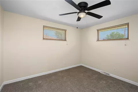 Bedroom - 1209 Student Ave, Springfield, OH 45503 photo 5 of 6