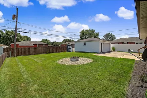 Exterior - 1209 Student Ave, Springfield, OH 45503 photo 7 of 9