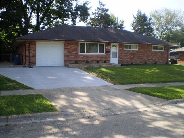 4556 Korner Dr, Huber Heights, OH 45424