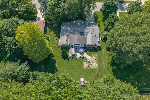 View/Area - 4616 Glenheath Dr, Kettering, OH 45440 photo 4 of 7