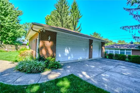 Exterior - 101 Laurelann Dr, Kettering, OH 45429 photo 13 of 16