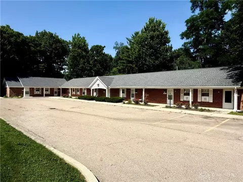 5435 Westbrook Rd, Clayton, OH 45315