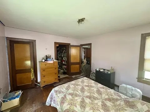 Bedroom - 209 Roseland Ave, Springfield, OH 45503 photo 4 of 4