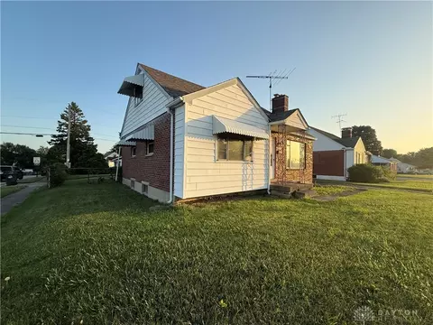 1712 E Dorothy Ln, Kettering, OH 45429 photo 2