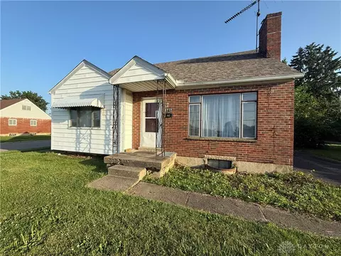1712 E Dorothy Ln, Kettering, OH 45429 photo 3