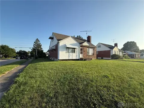 1712 E Dorothy Ln, Kettering, OH 45429 photo 4