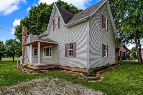 19 Verity St, Jamestown, OH 45335