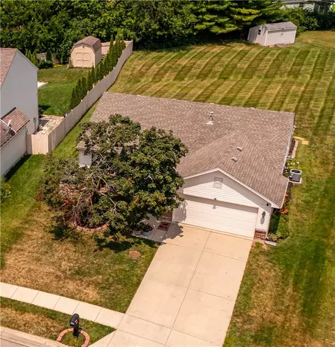 1413 Farrington Dr, Kettering, OH 45420 photo 3