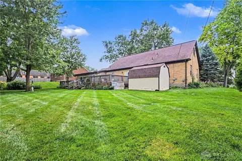 Exterior - 272 Maple Ave, Centerville, OH 45459 photo 9 of 9