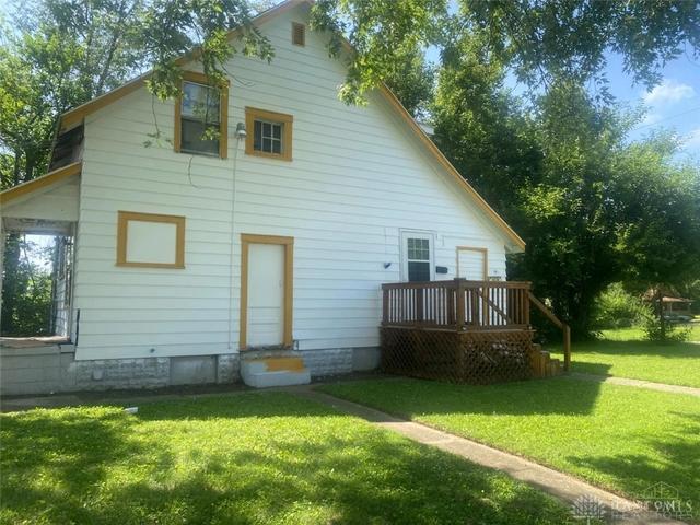 3824 W Hillcrest Ave, Dayton, OH 45406