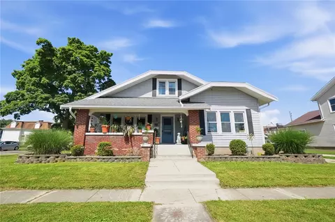 19 S 2nd St, Tipp City, OH 45371